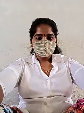 MaaliiiPonuTamil's cam snapshot