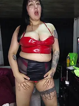 HOTKITTEN_LATINAXX's cam snapshot