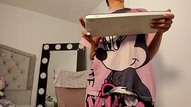 AnaRuiz's cam snapshot