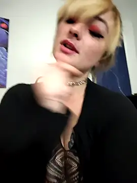 IzanamiNova's cam snapshot