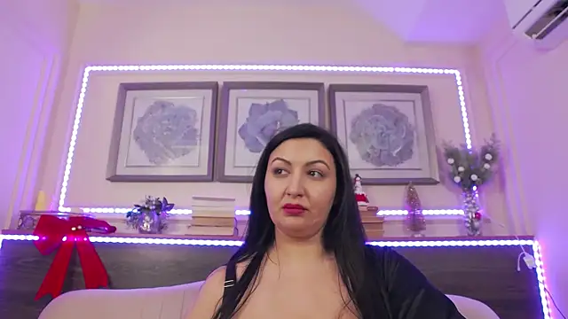 BustyEva_'s cam snapshot