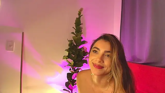 Julieta-8's cam snapshot