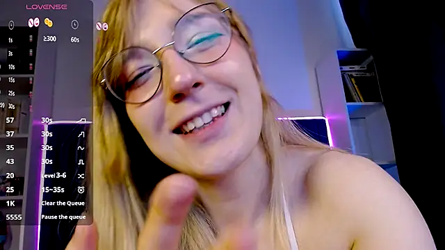 MissSquirtling's cam snapshot