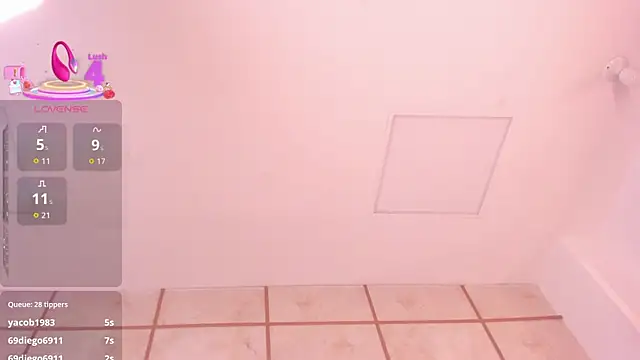 RoxyLior's cam snapshot