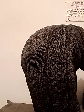 Dana_Rise's cam snapshot