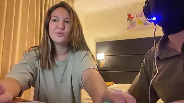 ParadiseForTwo's cam snapshot