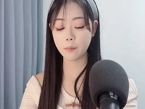 smalldaisy's cam snapshot