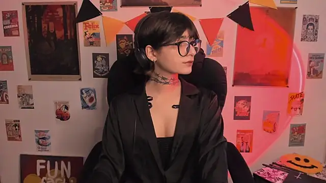 damnedmarie_'s cam snapshot