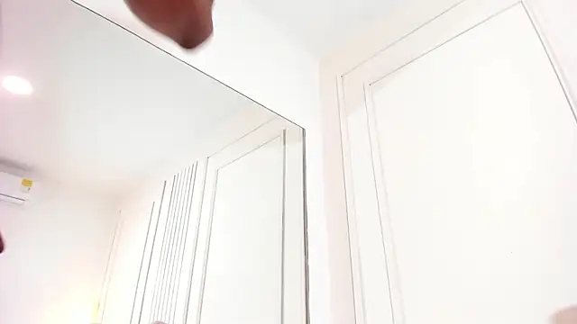 Kenia_Storm's cam snapshot