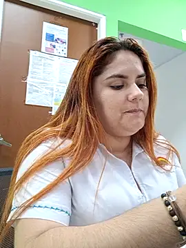 girl_redhead_bigtits's cam snapshot