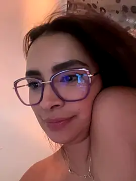 Linna_Cam live sex cam