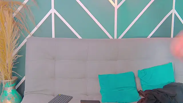 Maylu_Fox live sex cam