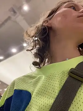 RinaMood's cam snapshot