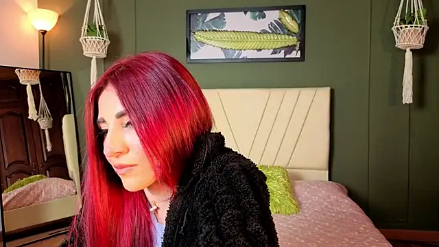 LILA_ELLIOT's cam snapshot