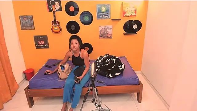 meisevil77 live sex cam