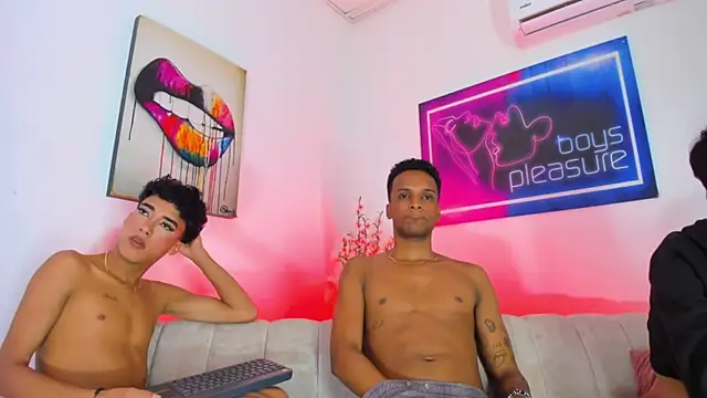 Pleasure_boys_hot live sex cam