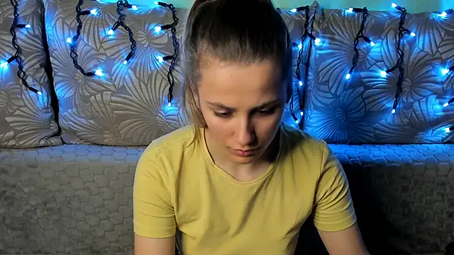 MaggieCake live sex cam