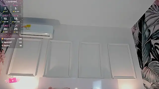 Aprillbrunette's cam snapshot