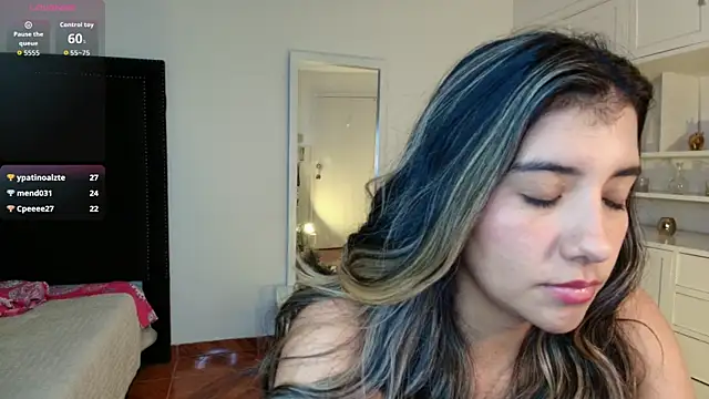 nina_moen's cam snapshot