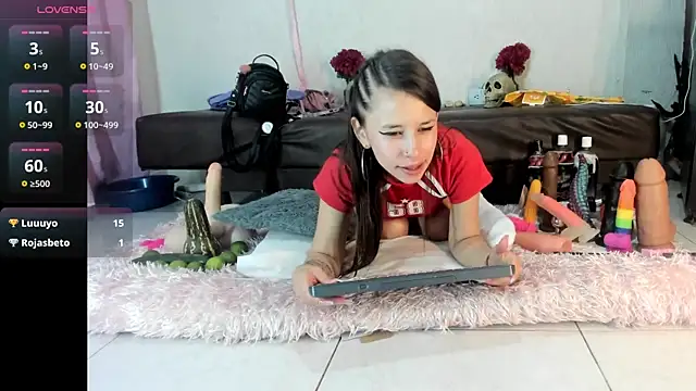 RubyEmerald's cam snapshot