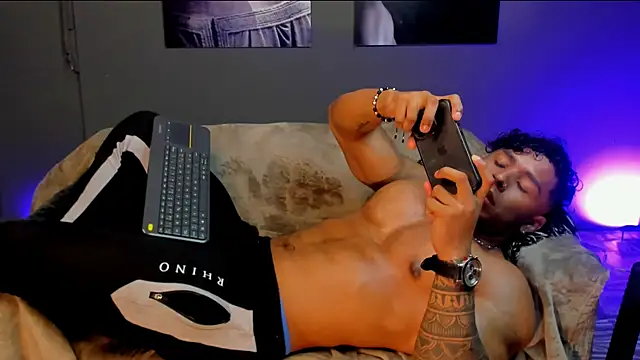 bradley_smith live sex cam