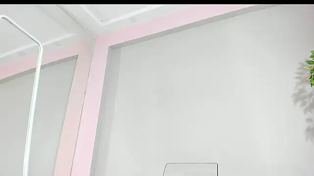 MayaHellen's cam snapshot