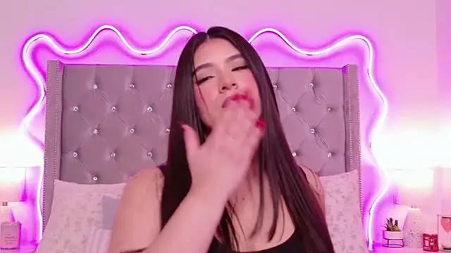 JuliaSUMMERS2022's cam snapshot