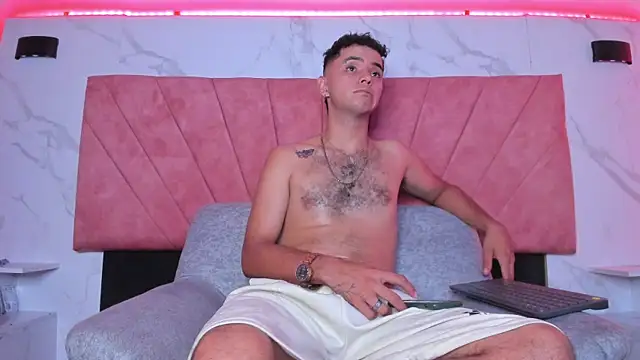 HellAndDante_'s cam snapshot