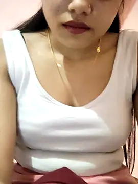 Ruchi_1's cam snapshot