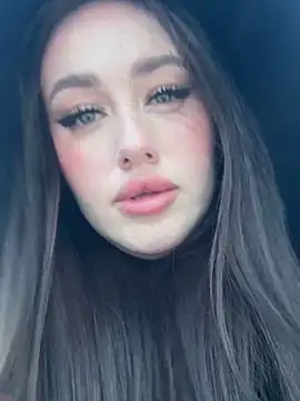 KiraSunshine live sex cam