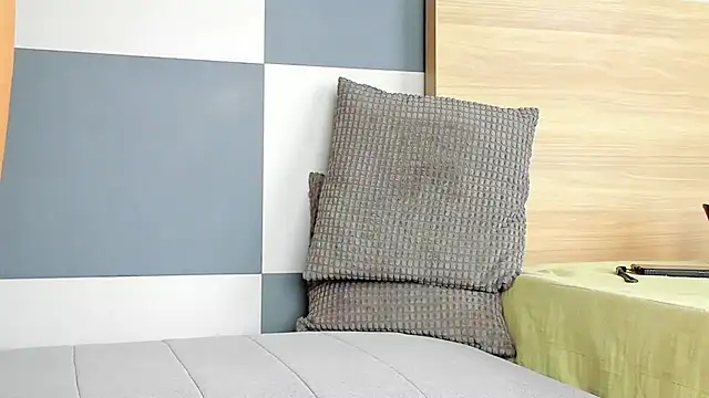 Kiera_Thomas's cam snapshot