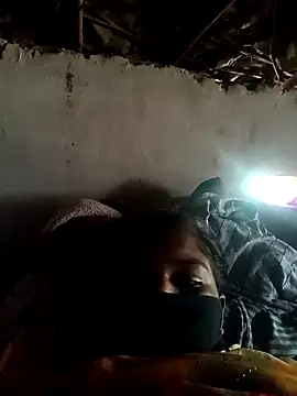 Devi_Chatterjee's cam snapshot