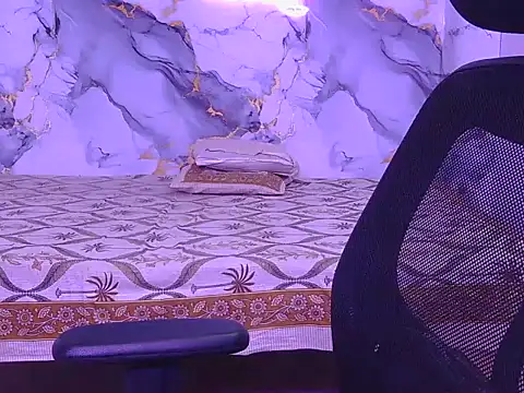 Its-ishikaa's cam snapshot