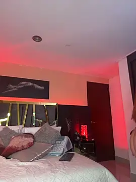 Chloe_Connor's cam snapshot