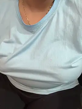 Diya_Chopra live sex cam