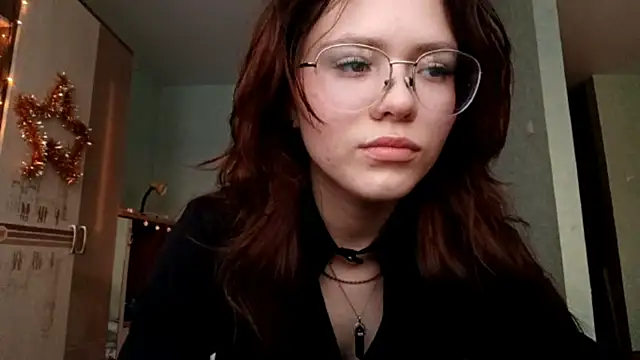 RedheadCuti's cam snapshot