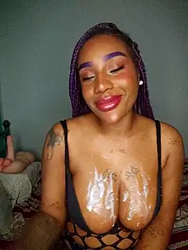 Queen_Amara live sex cam