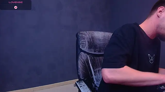 EnzoRace's cam snapshot