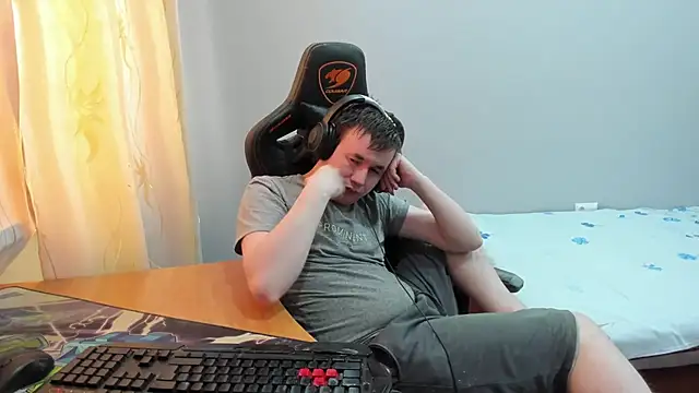 iliaskrislove live sex cam