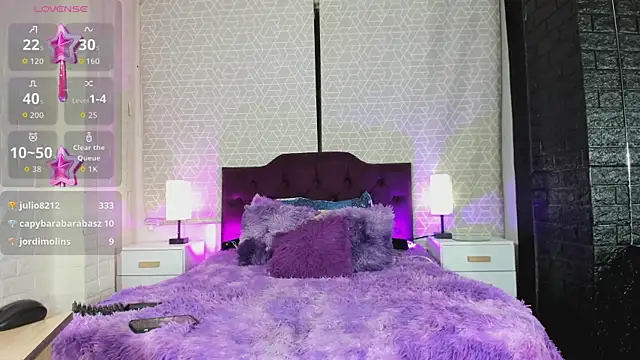 Zamara_Kleii live sex cam