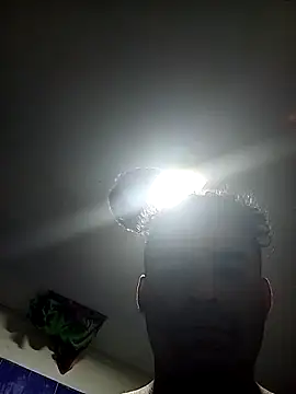 DirtyingEctoderm's cam snapshot