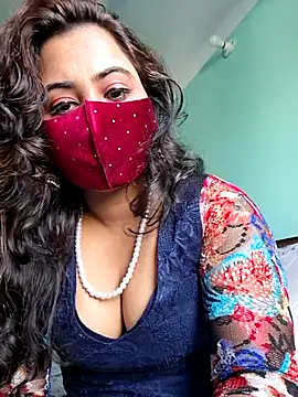 Bristy- live sex cam