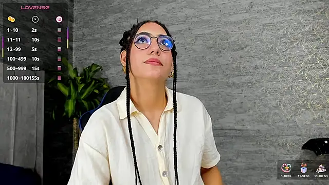 Odett_Khast's cam snapshot