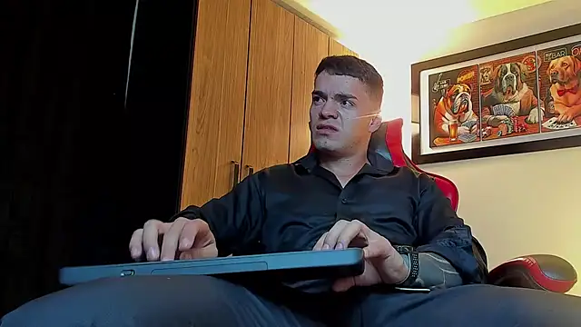 ALPHA_DOMINUS_'s cam snapshot