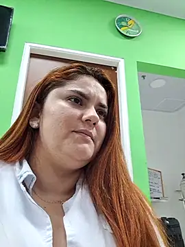 girl_redhead_bigtits's cam snapshot