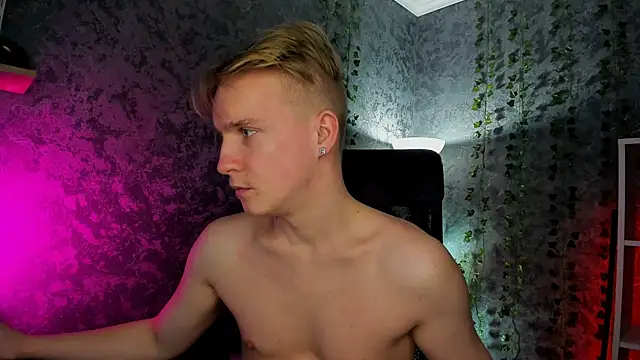 AlexxSweet's cam snapshot