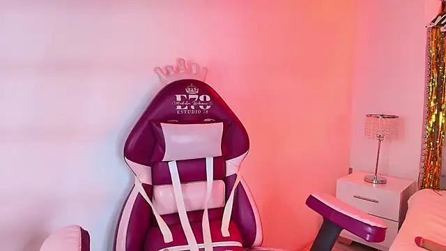 Lia_adamsss's cam snapshot