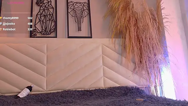 amy_miller1's cam snapshot