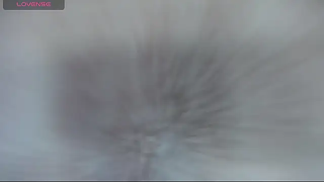 MiahLove3x's cam snapshot