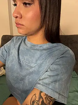 Isabella-Teen's cam snapshot